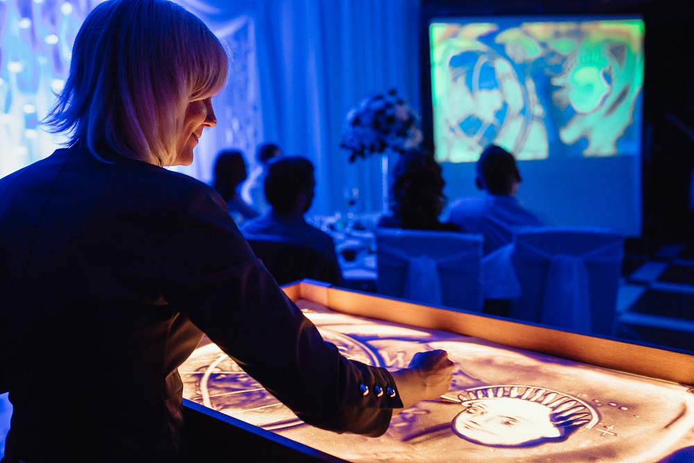 Как стать крупье: все о профессии, зарплате, где работать, форматы учебы в 2025 году