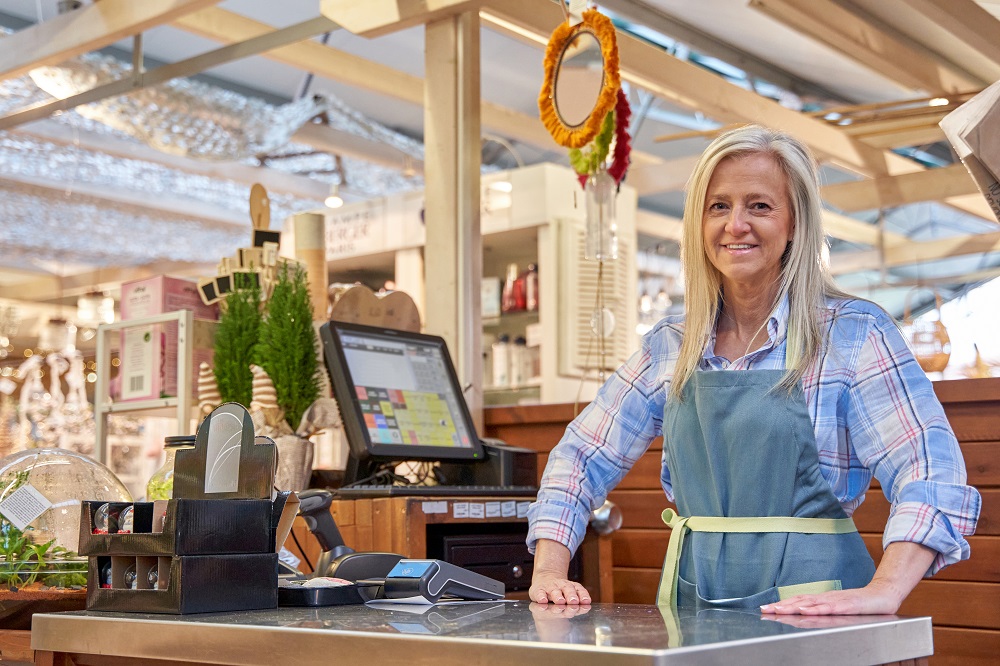 Продавец-универсал