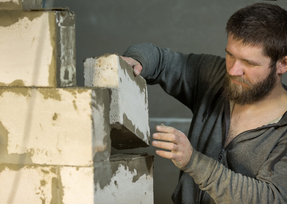 Как стать печником: все о профессии, зарплате, где работать, форматы учебы в 2025 году