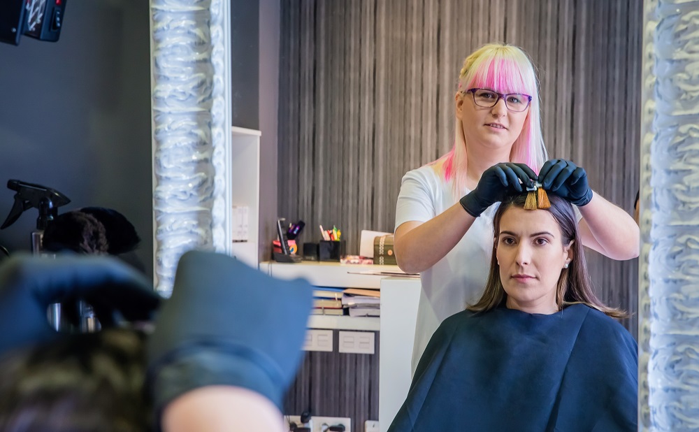 Парикмахер-колорист